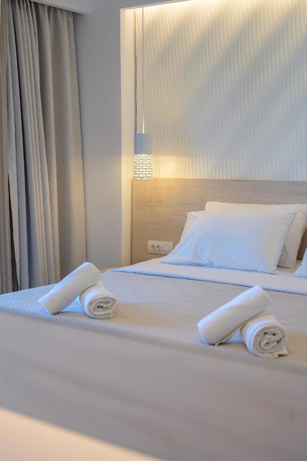 Mythos Suites Hotel Tigkaki  Bagian luar foto