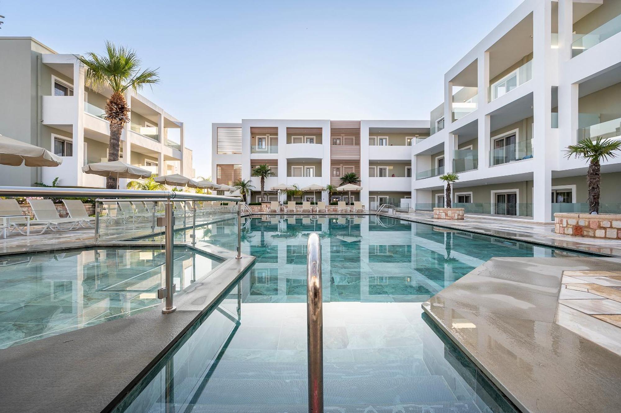 Mythos Suites Hotel Tigkaki  Bagian luar foto