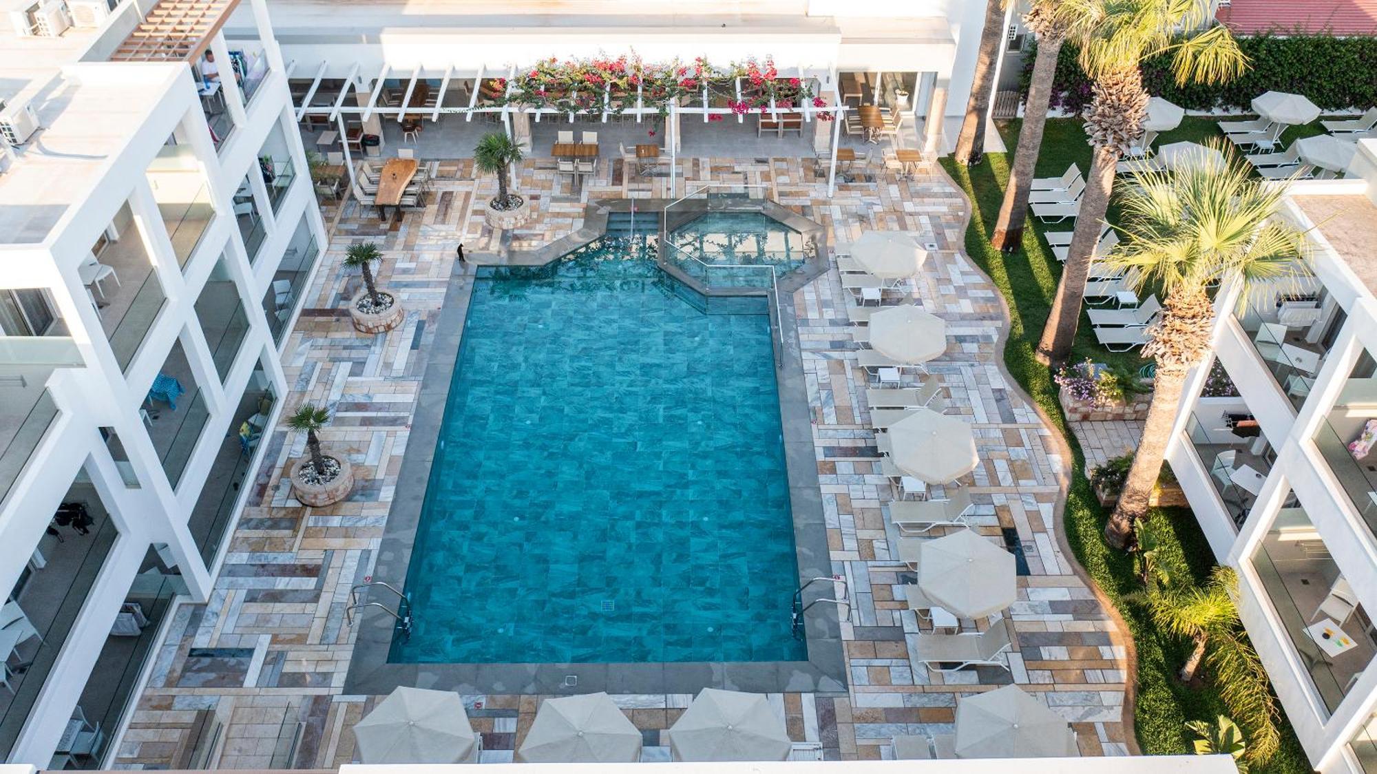 Mythos Suites Hotel Tigkaki  Bagian luar foto